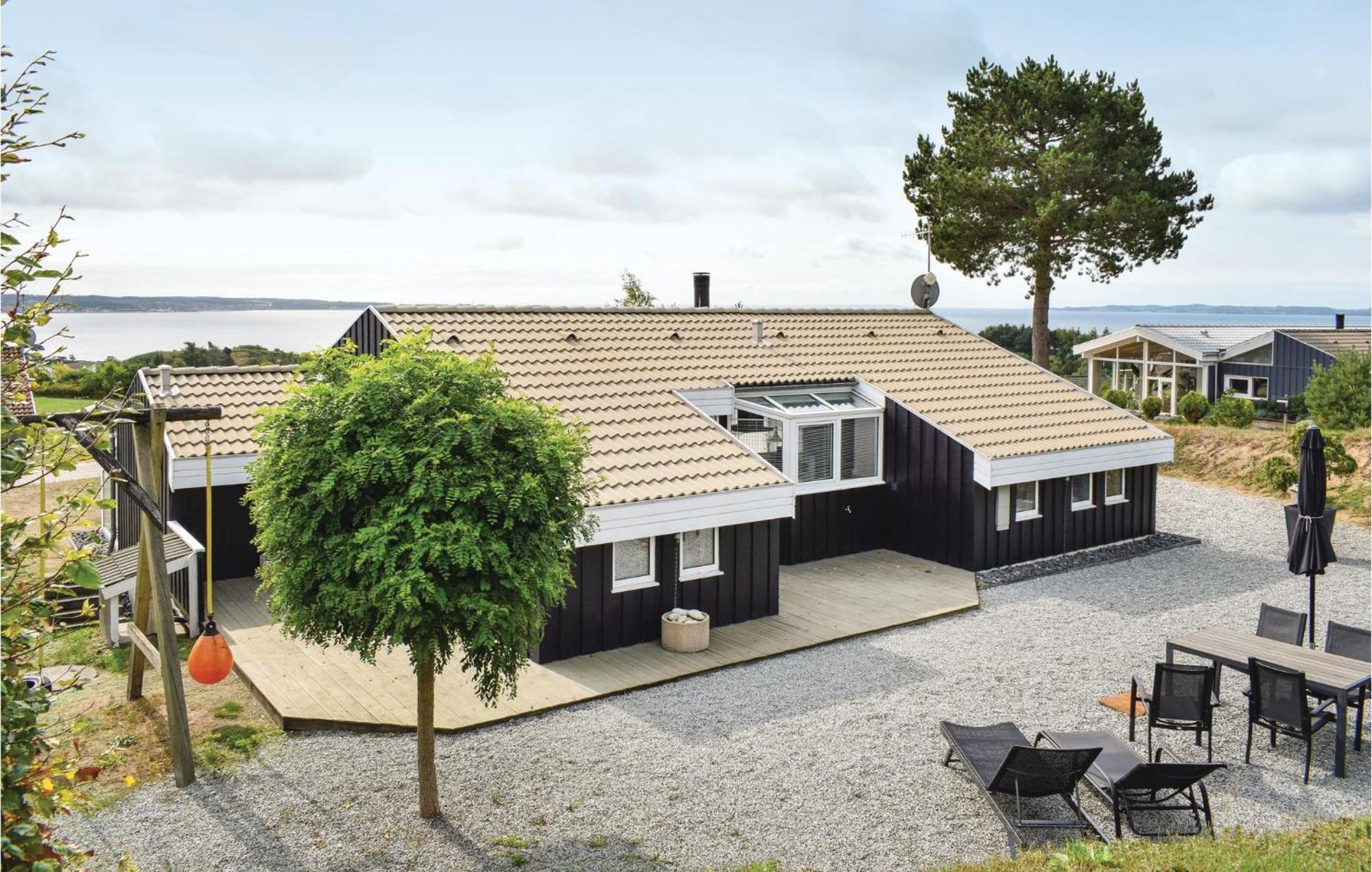 Amazing Home In Ebeltoft With Sauna Екстер'єр фото