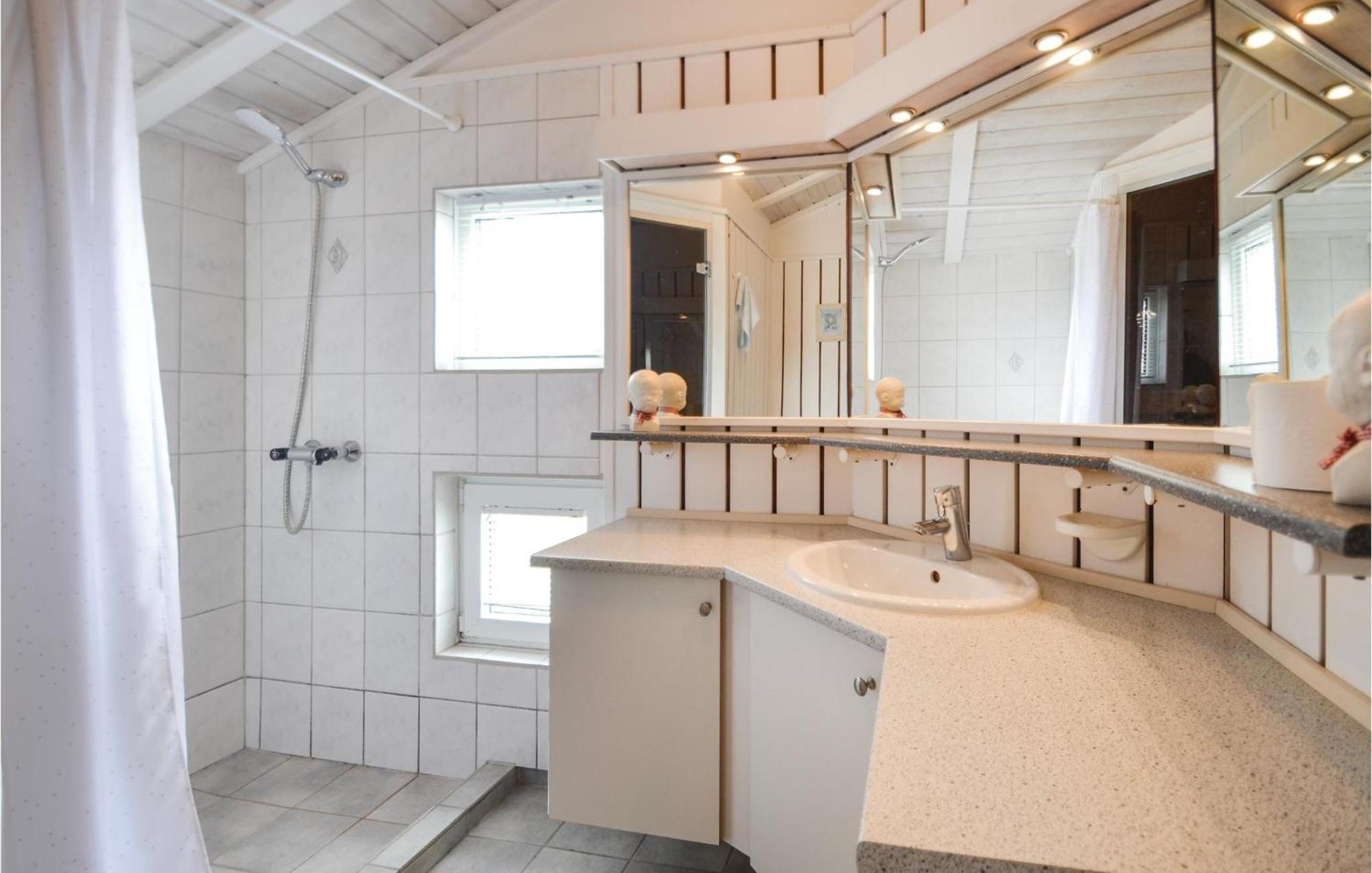 Amazing Home In Ebeltoft With Sauna Екстер'єр фото