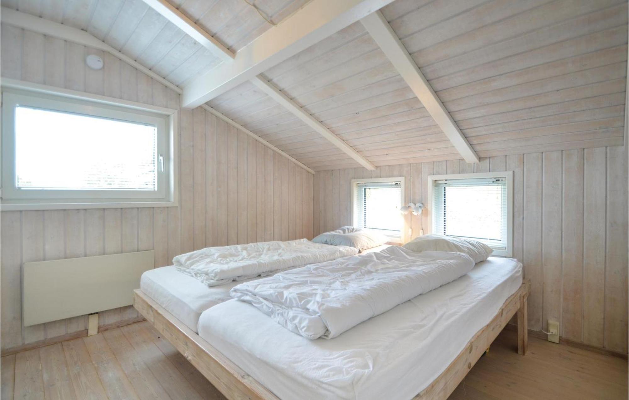 Amazing Home In Ebeltoft With Sauna Екстер'єр фото